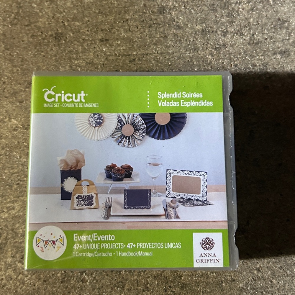 Cricut Splendid Soirées Crafting Set - Green and Black